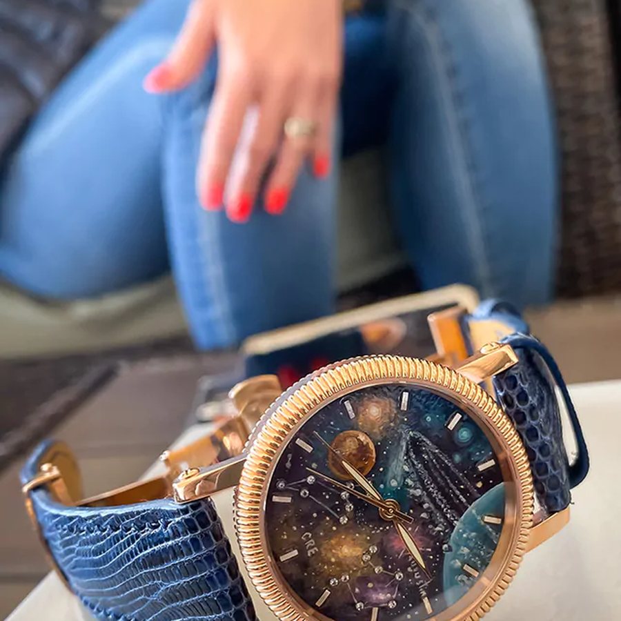 Ceasul Univers Lady, cu cadran lucrat manual